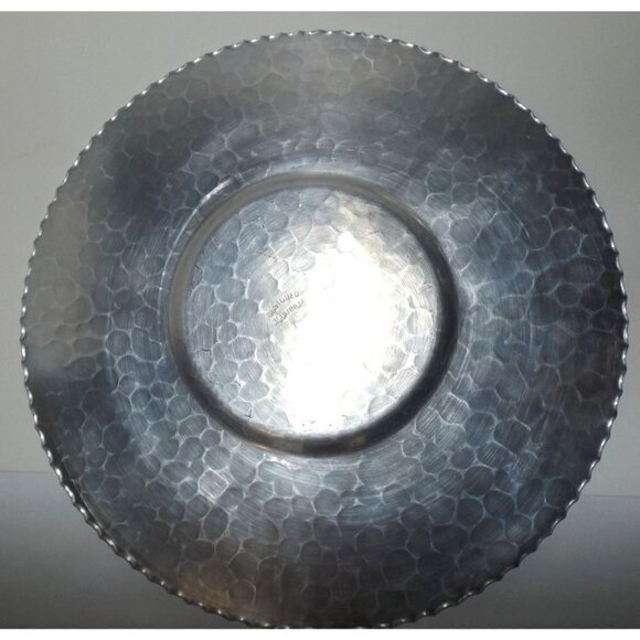 Designed Aluminum Round tray plate 12" floral bouquet pattern hammered Aluminum - Picture 3 of 4